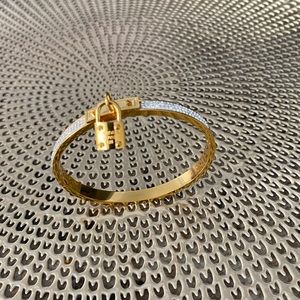 Stainless steel lock bracelet 7 inches